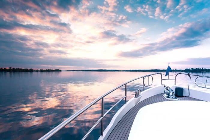 yacht-registration