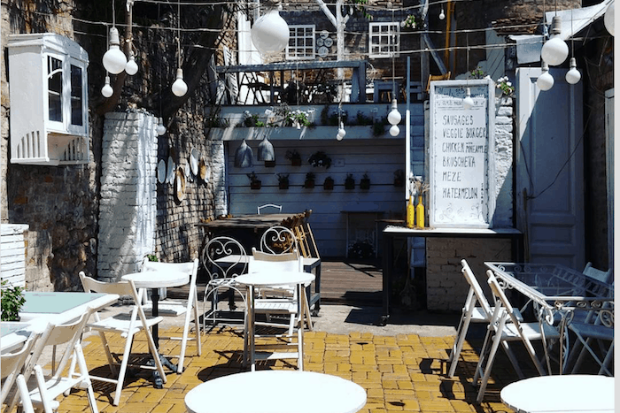 Nomad_Guide_to_living_in_Belgrade_JazzBasta