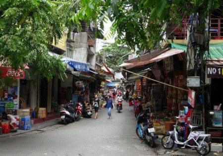 Voluntarism at work in Hanoi Vietnam street