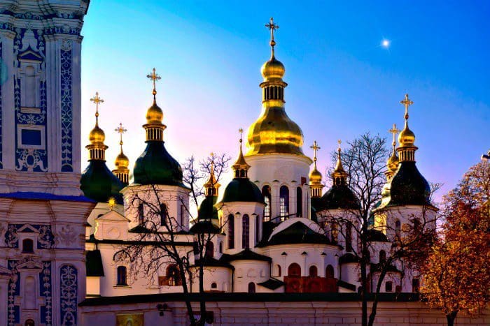 Black market Ukraine hryvinia opportunity for entrepreneurs