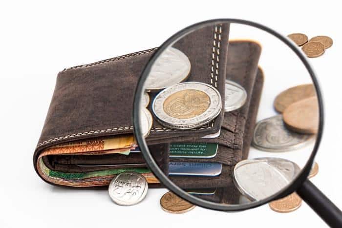 How to avoid high offshore bank fees