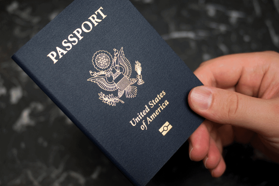 Turning in a US passport after renouncing