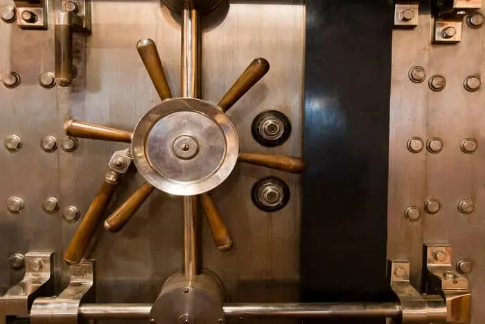 offshore private vaults