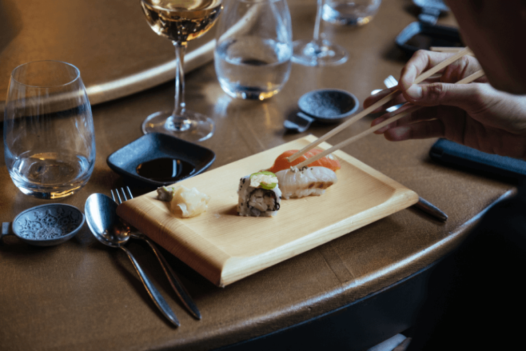 What are the Best Places to Eat and Drink in Monaco?