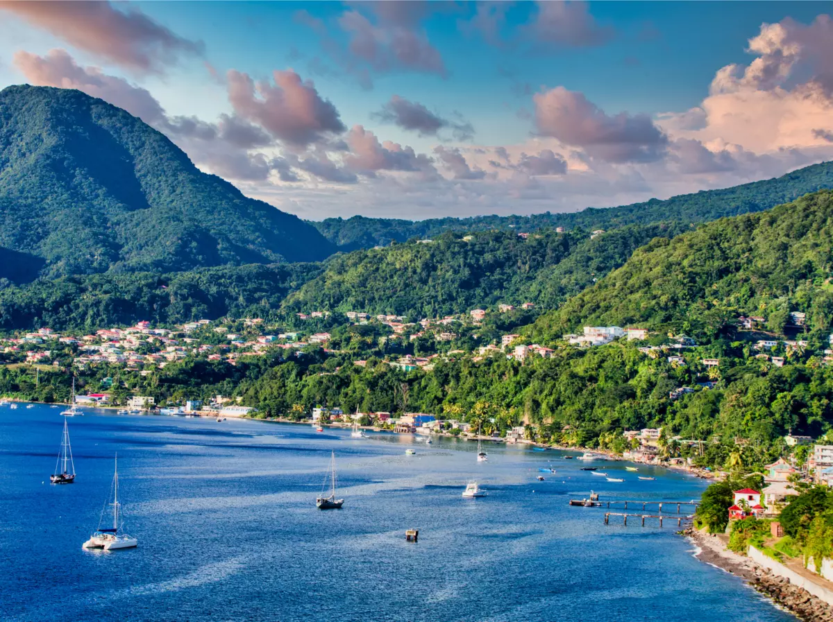 dominica-beach