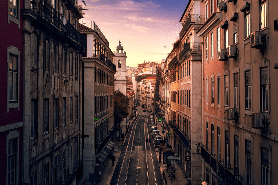 Benefits of Acquiring the Portugal D7 Visa