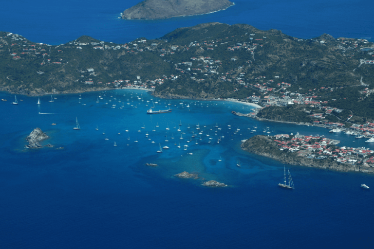 Harlan Crow – St Kitts and Nevis