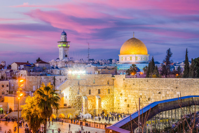 Israel, Best Countries to Relocate to for World Class Healthcare (900 x 600 px)