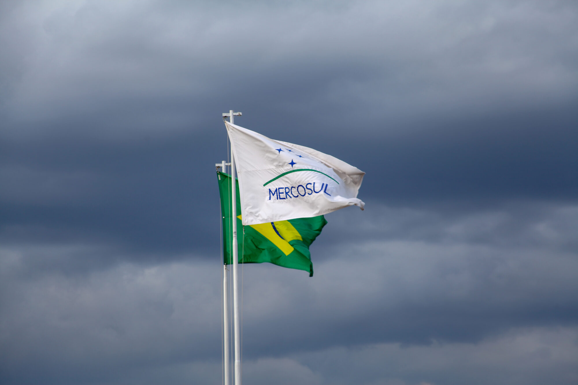 MERCOSUR Residence Agreement: Member Countries, Requirements, and Rights