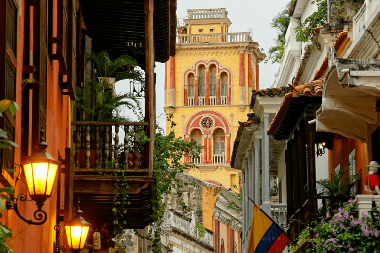 Obtaining Residence in Colombia