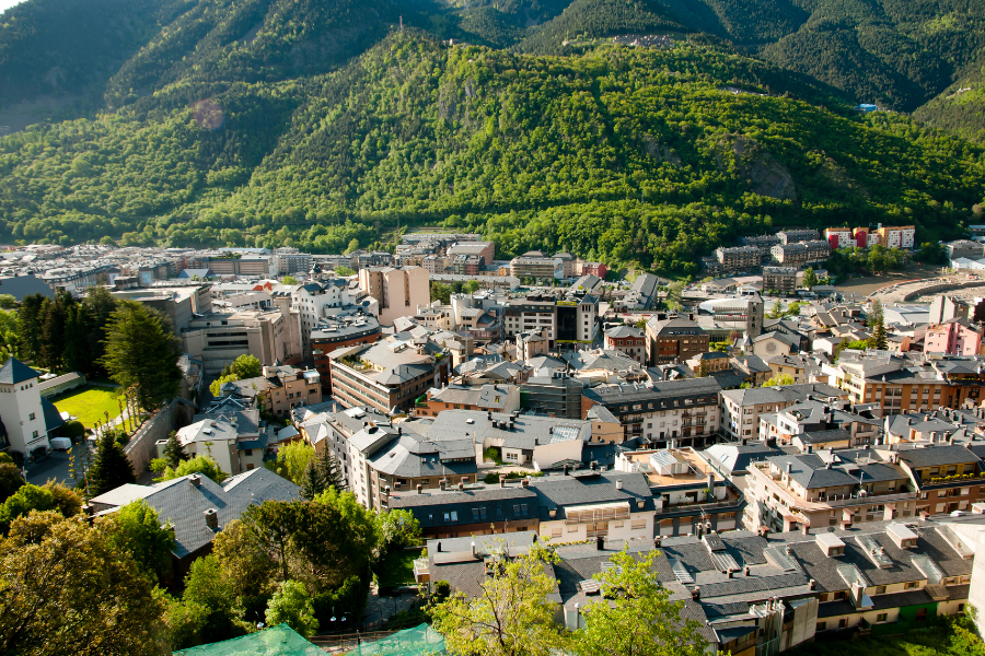 Andorra to renounce banking secrecy as it sheds tax haven status, Andorra