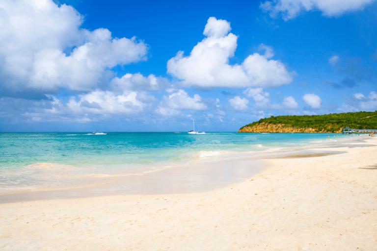 Who Should Bank In Antigua And Barbuda 1
